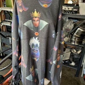 Disney parks villains up to no good spirit jersey size large as is condition